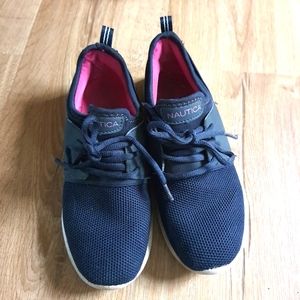Girls Nautica Sneakers size 4